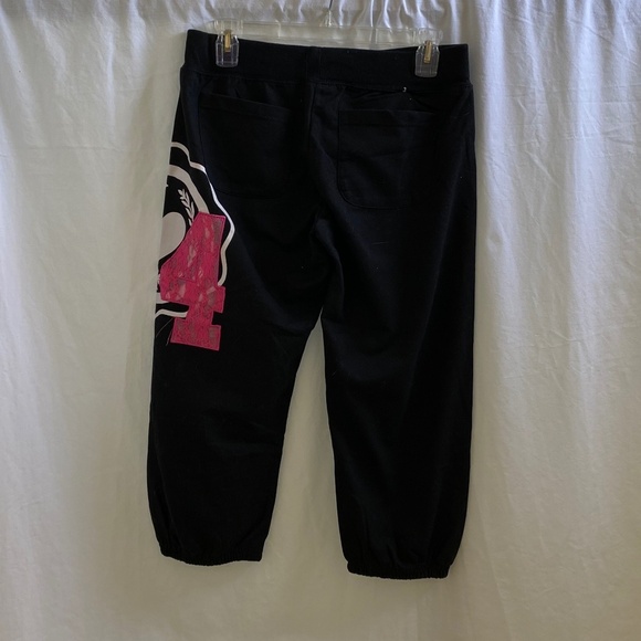 Capri Logger Sweatpants Size: Large - Picture 7 of 9